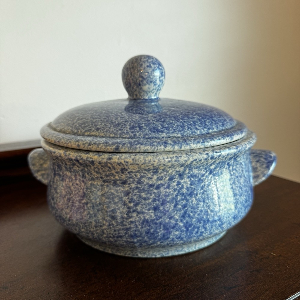 Vintage Blue Sponge Ware Covered Casserole Crock Bean Pot